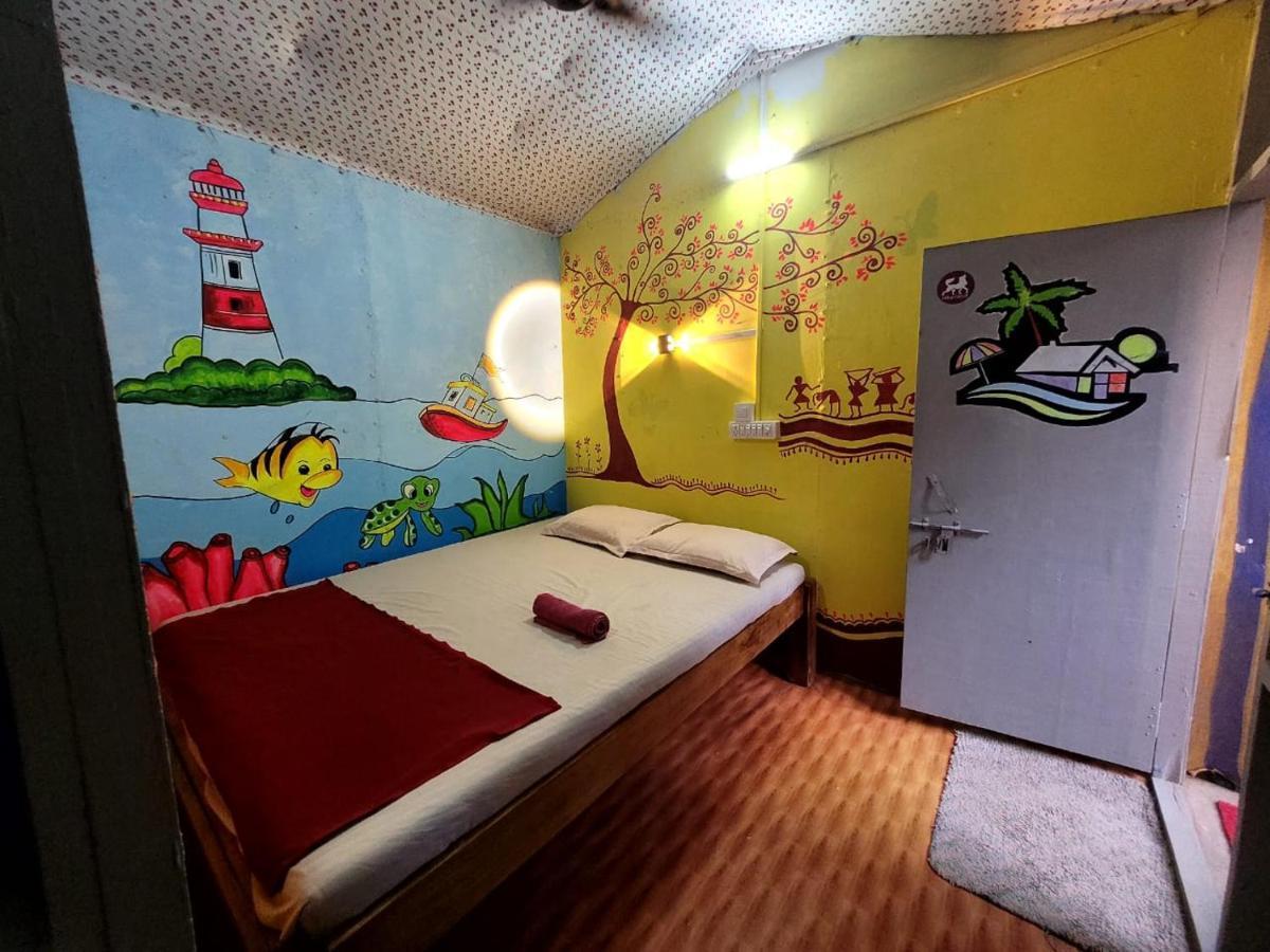 Om D S Cafe 51 & Beach Stay Гокарна Екстер'єр фото