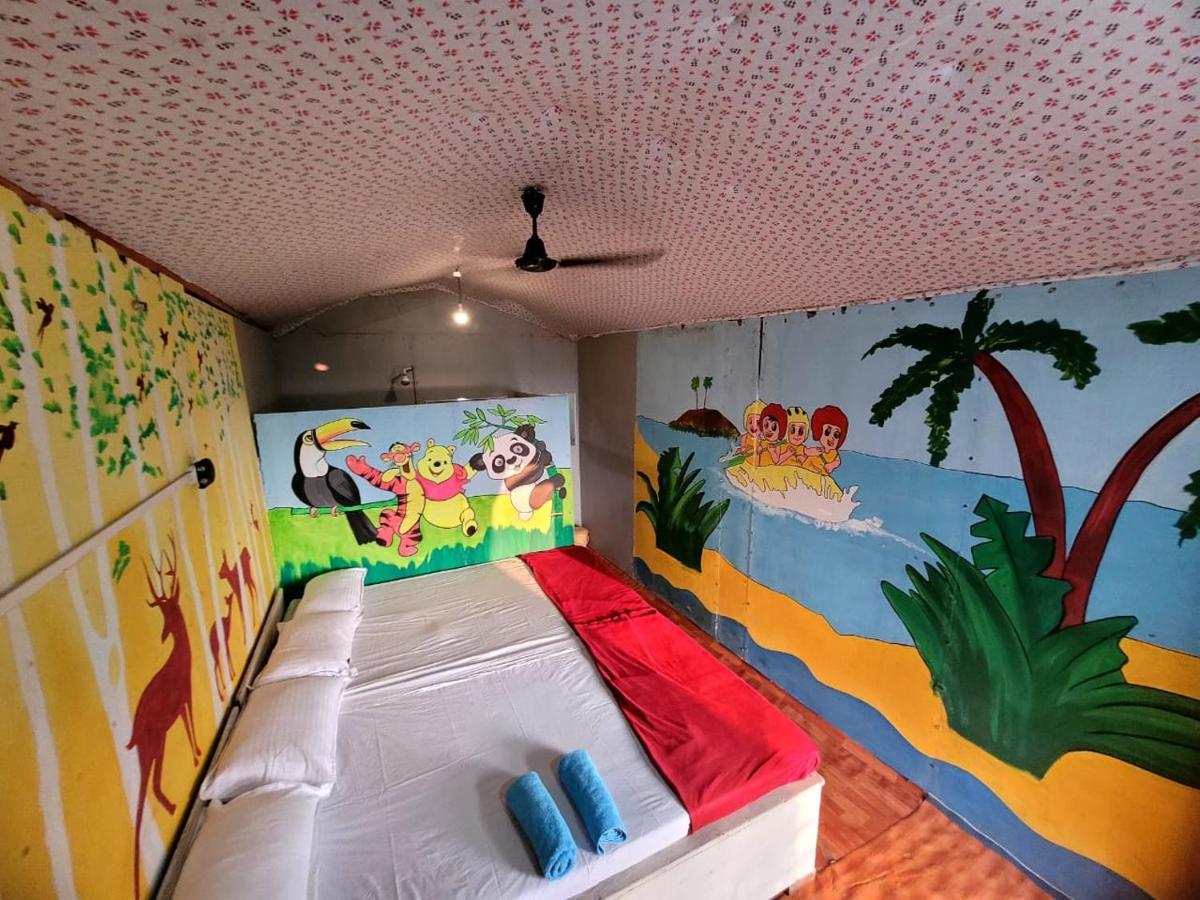 Om D S Cafe 51 & Beach Stay Гокарна Екстер'єр фото