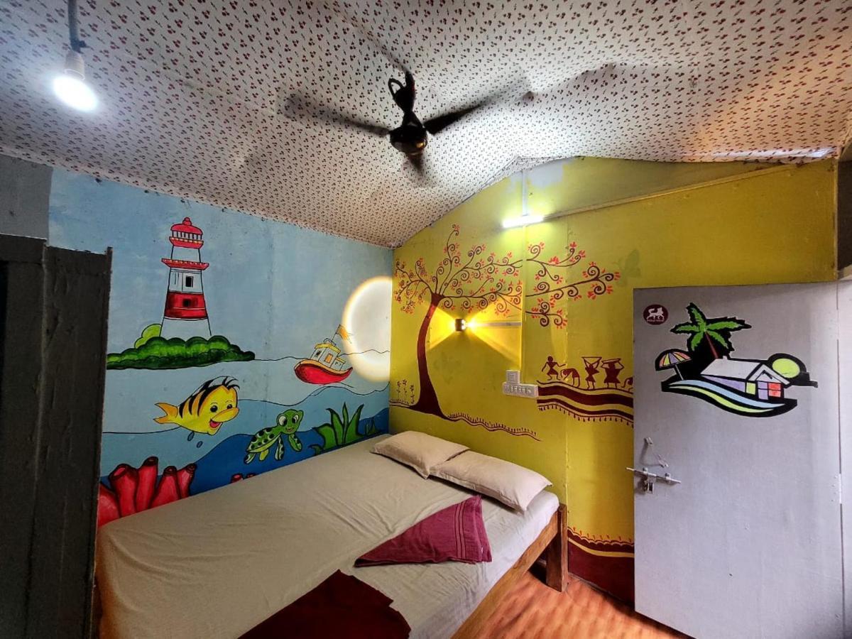 Om D S Cafe 51 & Beach Stay Гокарна Екстер'єр фото
