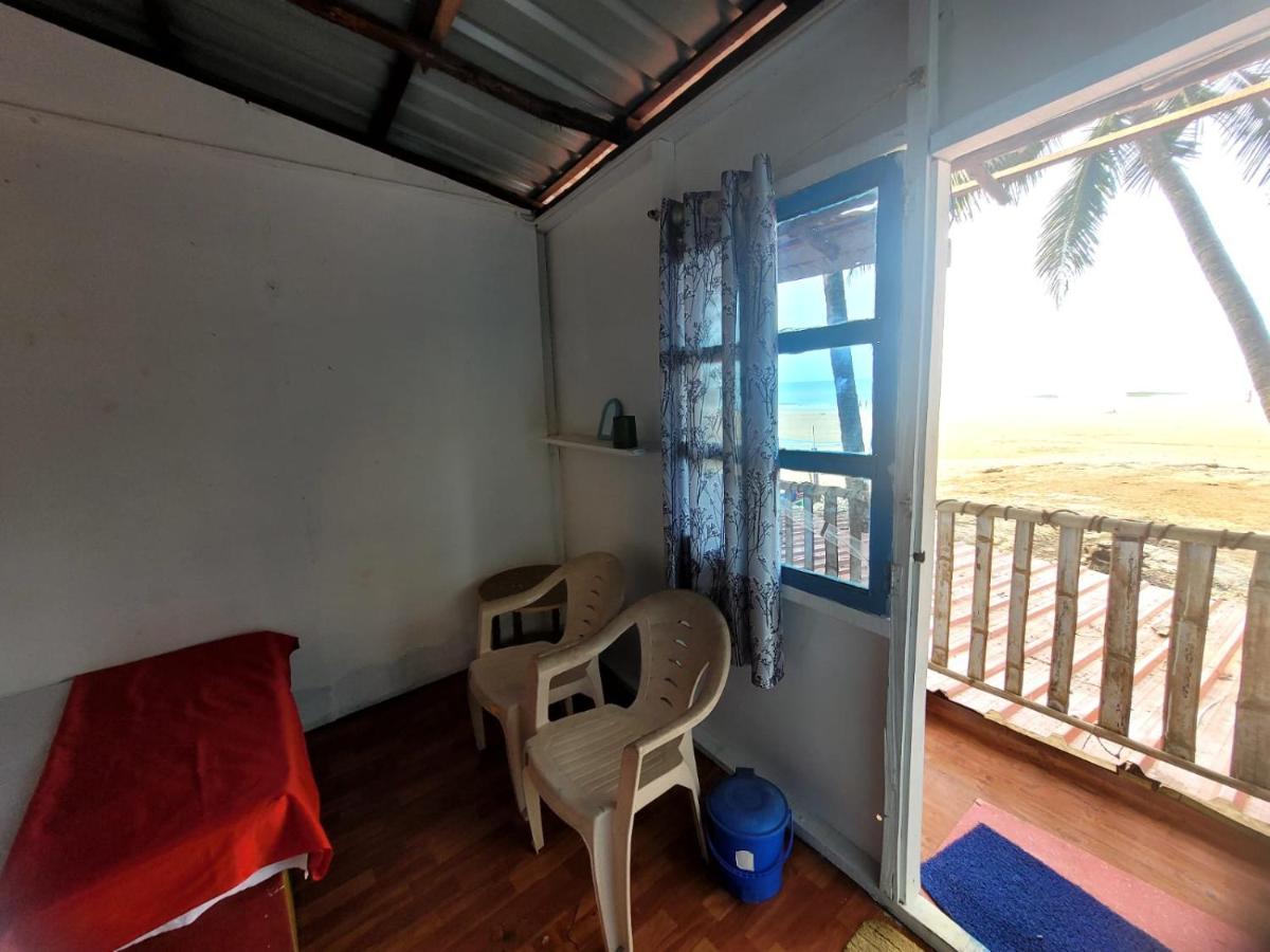 Om D S Cafe 51 & Beach Stay Гокарна Екстер'єр фото